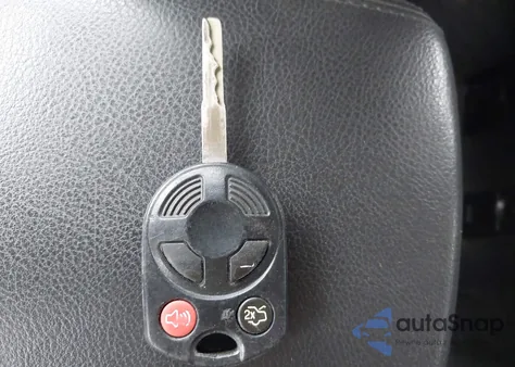 2013 Ford Focus Se z USA, uszkodzony, nr VIN 1FADP3K25DL356015